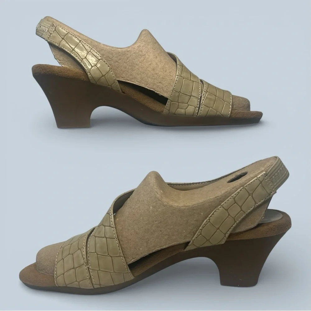 Aerosoles‎ Women's Sandals Brasserie Faux Croc Embossed Slingback Tan Sz 6.5 - Picture 3 of 13
